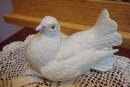 Milano Porcelain Figurine of a Compatible with Dove by Compatible with E... - $21.55