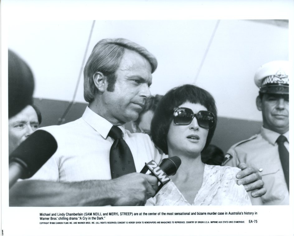 Sam Neill Meryl Streep 8x10 ORIGINAL photo X2889 - $2.99