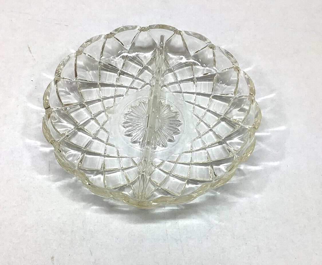 Vintage 6.75&quot; Clear Glass Candy Nut Diamond Patter Divided Dish - $7.74