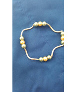 Green/gold bracelet, beaded bracelet women&#39;s bracelet, gift for her - $57.56 MXN