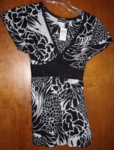 Wet Seal Black &amp; White Geometric Design Tunic Top New With Tag Size S - €8,70 EUR