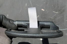 2005-08 AUDI A4 QUATTRO S-LINE B7 REAR TRUNK MOUNT HOOK W/ TETHER STRAP K2275 image 9
