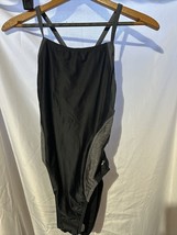 Speedo Pro LT Women&#39;s Swimsuit Onepiece Swimsuit Black/Gray Accent NWT Size12/38 - £18.59 GBP