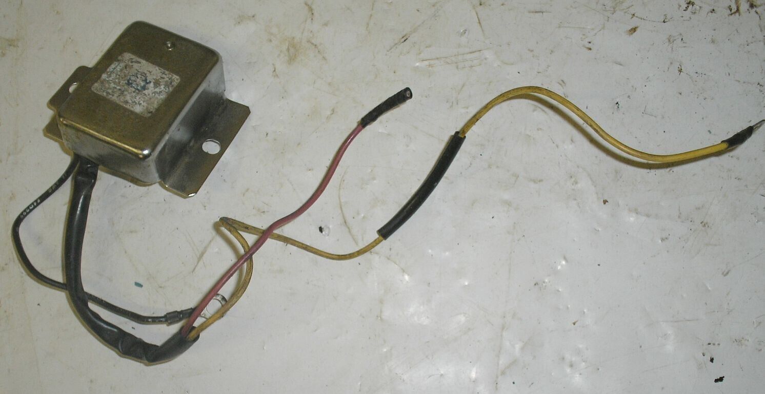 1981 Carver 25&#39; Boat w 260 HP OMC 5.7L 350 GM Voltage Regulator - $14.88