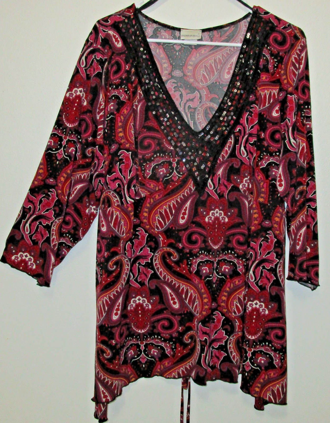 Size 26/28 Fashion Bug Top Red Black White Paisley Sequin V-neck Tie 3/4 Sleeve Item image 2