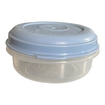 Vintage Rubbermaid Servin&#39; Saver #1 Round 14 Oz. Container 0431 Country Blue Lid - £8.06 GBP