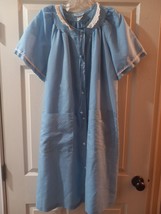 Vintage Charm Women Housecoat Lounge Blue Polka Dot - $12.99
