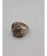 Vintage Modernist Sterling Silver Ring with Unique Design Sz 6 - $76.78 CAD