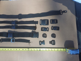 23FF51 ASSORTED NYLON STRAPS, DISCONNECTS, &amp; HARDWARE, VERY GOOD CONDITION - $5.84