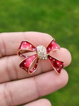 Bow Flower Brooch Celebrity Valentines Day Pin Vintage Look Queen Broach S18 New - £13.18 GBP