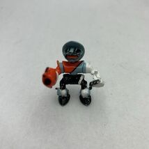 Series 2 Radius figure Zbots Micro Machines - $8.28