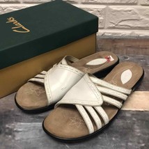 Clarks Begga white leather sandals women’s size 8.5 - $30.29