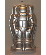 Rare Vintage 1978 Wilton Astronaut Aluminum Cake Pan 502-2098 - $722.37 MXN