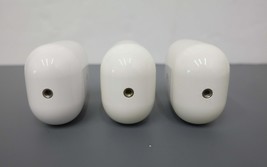 Arlo Essential VMC2330 Spotlight Indoor/Outdoor Wireless Camera 3-Pack image 4