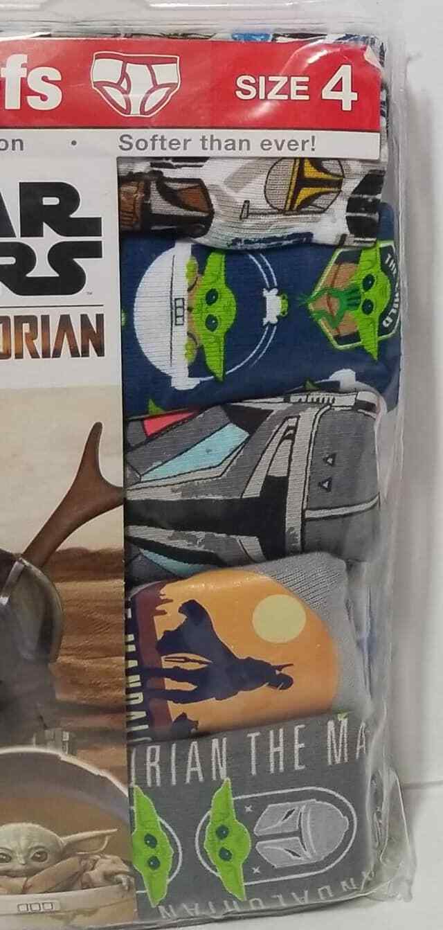 Star Wars 5 Briefs Mandalorian Size 4 (LOC TUB G-14) Item image 2