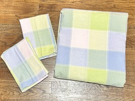 Vintage Lightweight Checkered Pastels Tablecloth 55”x91”&amp; 6 Napkins - £22.34 GBP