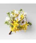 Room Essentials Yellow Floral Mini Bundle - Yellow Floral Mini Bundle - $20.83 CAD