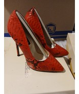 Highest Heel Womens Pump Red Snake Skin Size 5 - $29.99