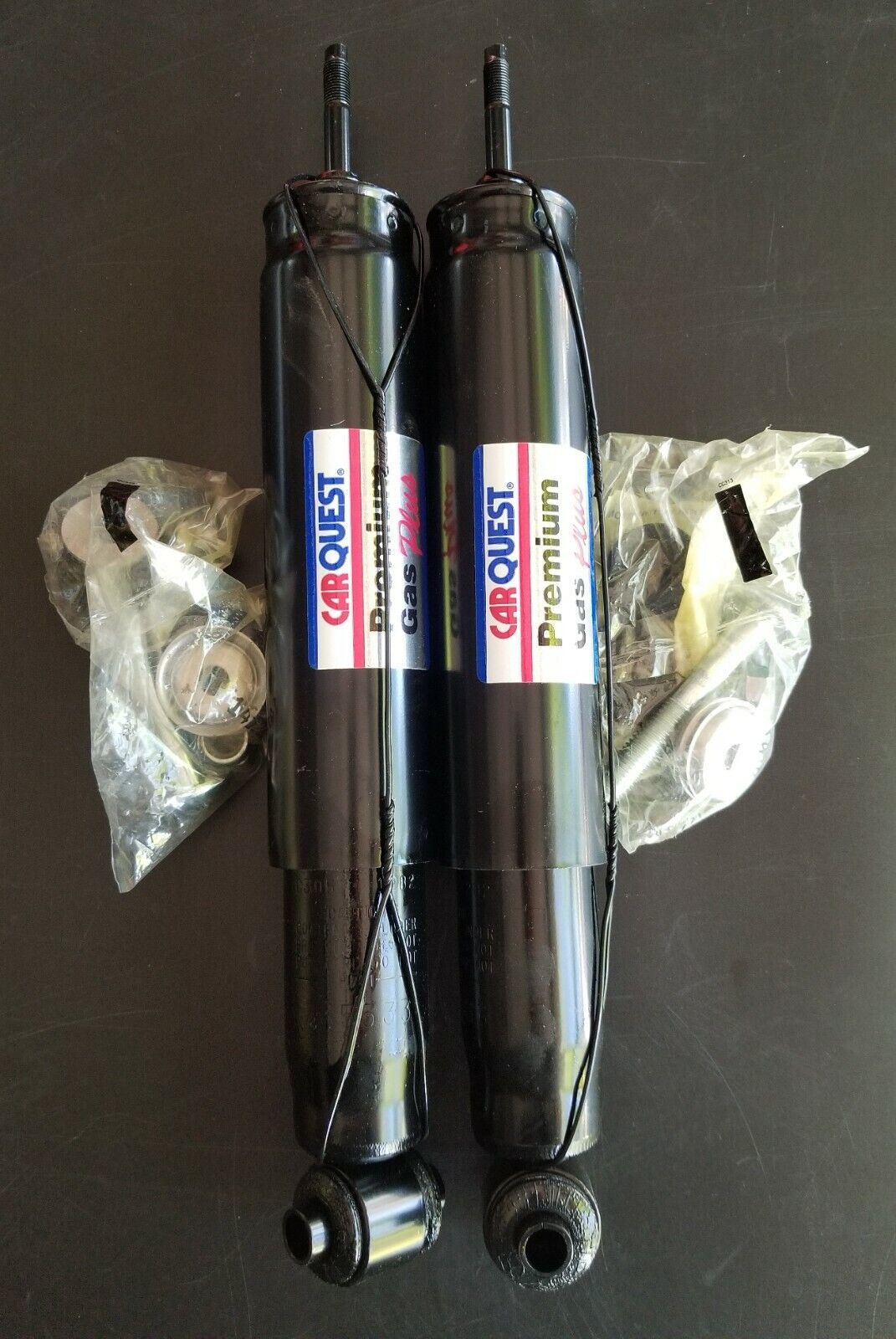 Pair of Two(2) Gabriel Shocks 735533 5847 - Made in the USA - £40.53 GBP