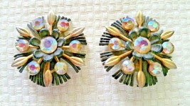 Vintage Mid Century Molded Rubber and Rhinestone Floral Cluster Clip Earrings - £39.95 GBP