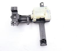 06-13 MERCEDES-BENZ W251 R350 FUEL FILLER DOOR RELEASE ACTUATOR E3004 image 10