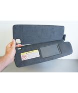 03-2005 porsche cayenne PASSENGER interior sun visor sunvisor mirror ALC... - $1,267.70 MXN