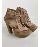 Women&#39;s Size 7.5 Dollhouse Brand 6&quot; Heel Cream Platform Shoes Good Condi... - $29.99