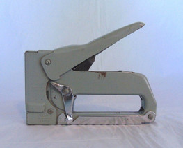 Grey Swingline Staple Gun Tacker #101 For Parts - £8.17 GBP