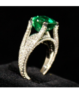 Certified Natural Emerald Square 4.95Ct G-SI Diamond Cut 18k Gold Statem... - $493,266.36 MXN