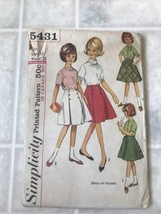 Simplicity 5431 Girl&#39;s skirt pattern size 12 Wrap and button Front Style - £9.07 GBP