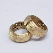 Vintage Trifari Brushed Gold Tone Chunky Clip Huggie Hoop Earrings  - £19.60 GBP