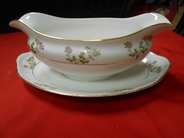 Magnificent Vintage NORITAKE Nippon &quot;M&quot; Handpainted GRAVY BOAT Attached ... - $17.04