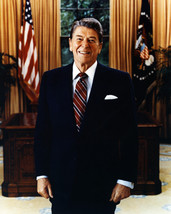 President Ronald Reagan 16x20 Canvas Iconic Pose In White House American Flag - $69.99