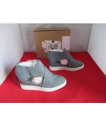 JOURNEE COLLECTION Women&#39;s Seena Sneaker Wedges - Blue - US Size 7 1/2  ... - $19.79