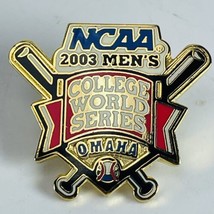 Mens College World Series Hat Lapel Pin 2003 NCAA Baseball Omaha Nebraska Bats - £12.81 GBP