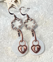 Women&#39;s Handcrafted Beach SEA GLASS Dangle Heart Lock Earrings Antique Copper - £7.94 GBP