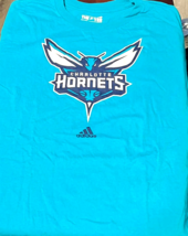 Charlotte Hornets Adidas Size L Logo Print Short Sleeve - £7.32 GBP