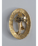 Vintage Singer Young Stylemaker Award Gold Tone Metal Lapel Pin Pinback ... - $24.99