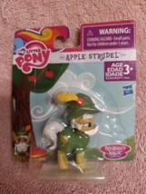 Hasbro My Little Pony Apple Strudel Mini Figure Picnic Friendship Is Magic NIP - £8.96 GBP