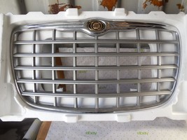 Oem Factory Chrysler 300 Front Grille 4806455AA Ships Today - £40.29 GBP