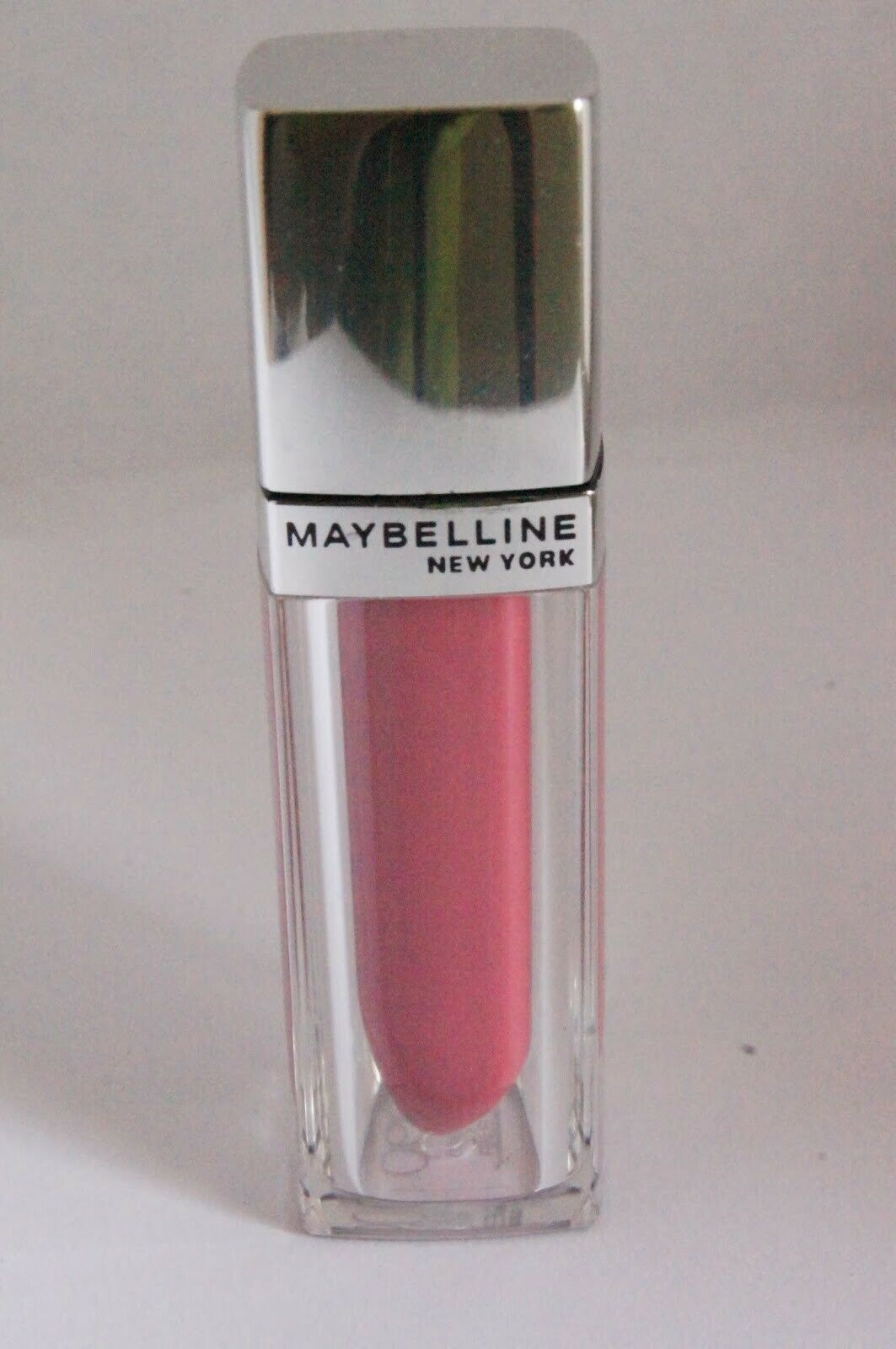 New and Sealed, Color Sensational the Elixir # 090 ROSE REDEFINED, by MAYBELLINE - $4.99