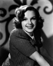 Judy Garland lovely pose 1940&#39;s of young Judy in cardigan smiling poster 24x36 - £23.59 GBP