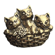 Kittens in a Basket  Cats Feline pin  Vintage Brooch - £7.84 GBP
