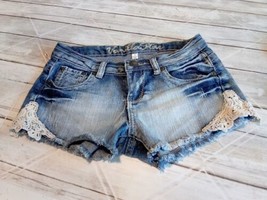 VANILLA STAR Distressed Cut Off Blue Jean Shorts Lace Embellishment Womens SZ 3 - £8.40 GBP