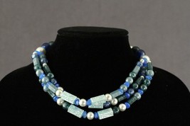 VINTAGE Costume Jewelry Blue Teal Faux Pearl Beaded Three Strand Bib Necklace - £12.71 GBP