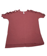 Zenana Size Small Short Sleeve Top Red Criss Cross Open Shoulder - $10.77