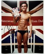 Tom Daly Signed Autographed Glossy 8x10 Photo - $735.75 MXN