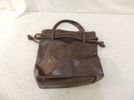 Large Brown Tote Bag Style Purse Robin Women&#39;s Drawstring Close Hand Car... - $12.66