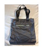 Me to We Tote Bag – Medium Gray with Front Zipper - $164.19 MXN