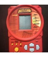 Battleship Electronic Handheld Game Milton Bradley Hasbro 2002 - $182.70 MXN